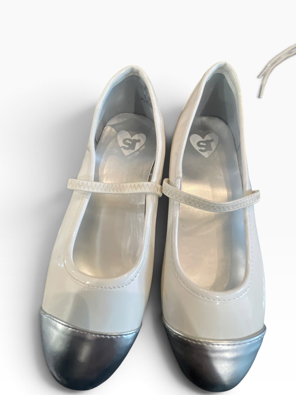 Stride Rite Girls White Patent Mary Jane Flats with Silver Cap
